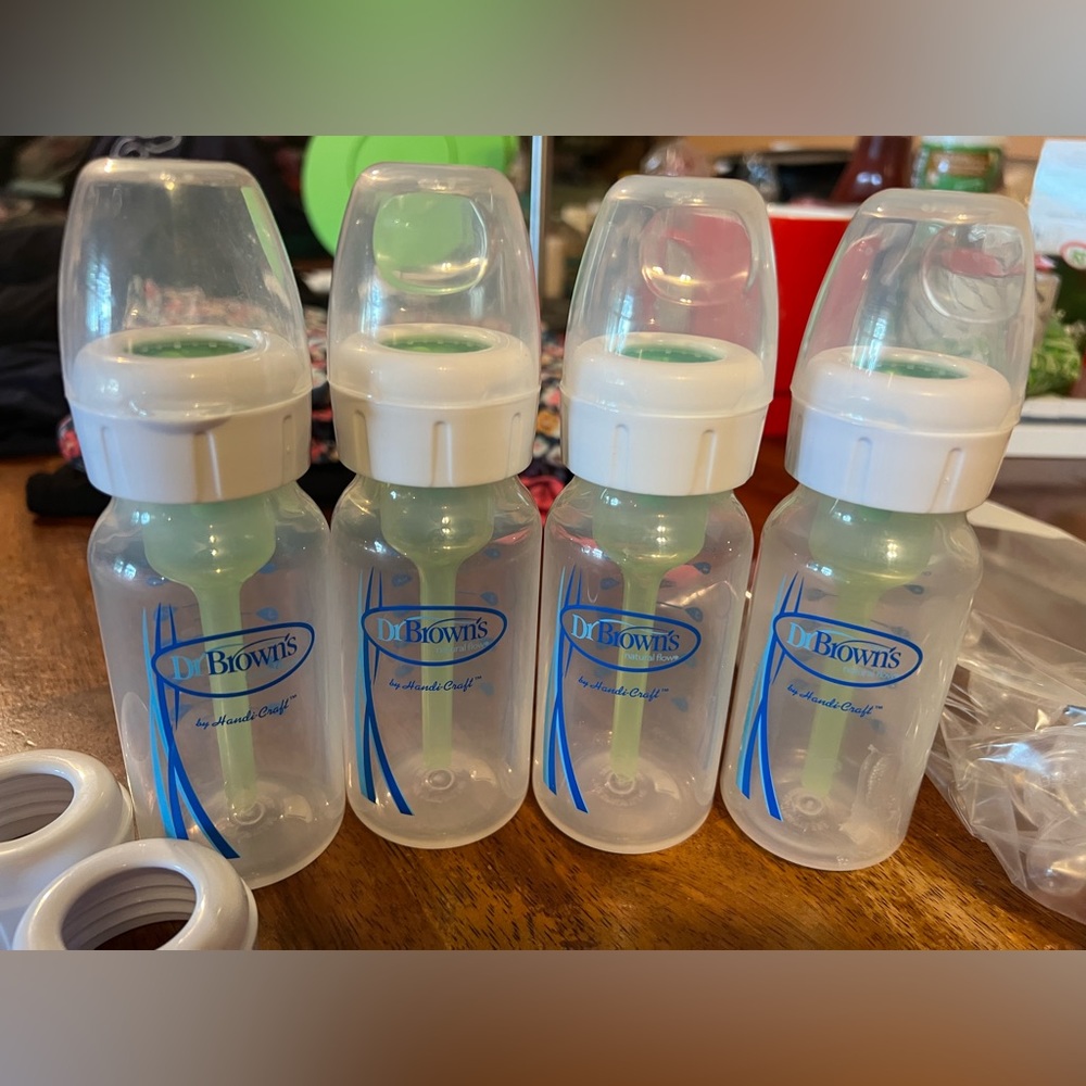Dr Brown bottles, 6 in bundle, 2-8 oz, 4-4oz, preemie nipples
